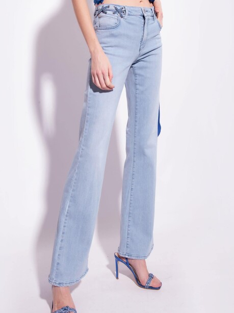 Jeans flared con stringhe - 3