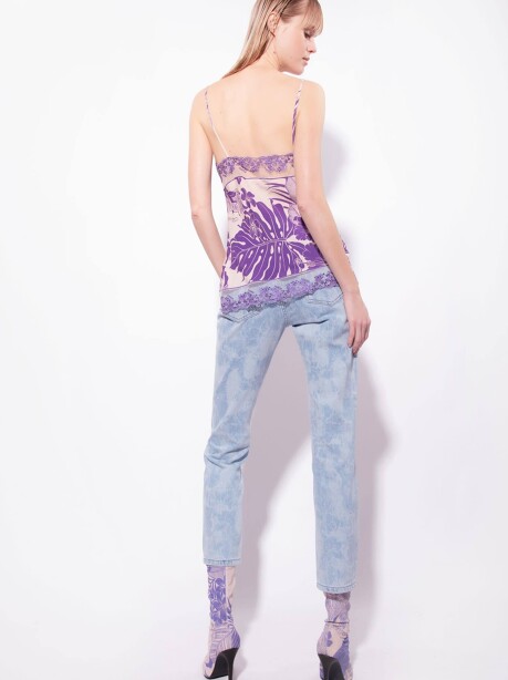 Jeans slim fit in denim effetto marmo con strass - 2